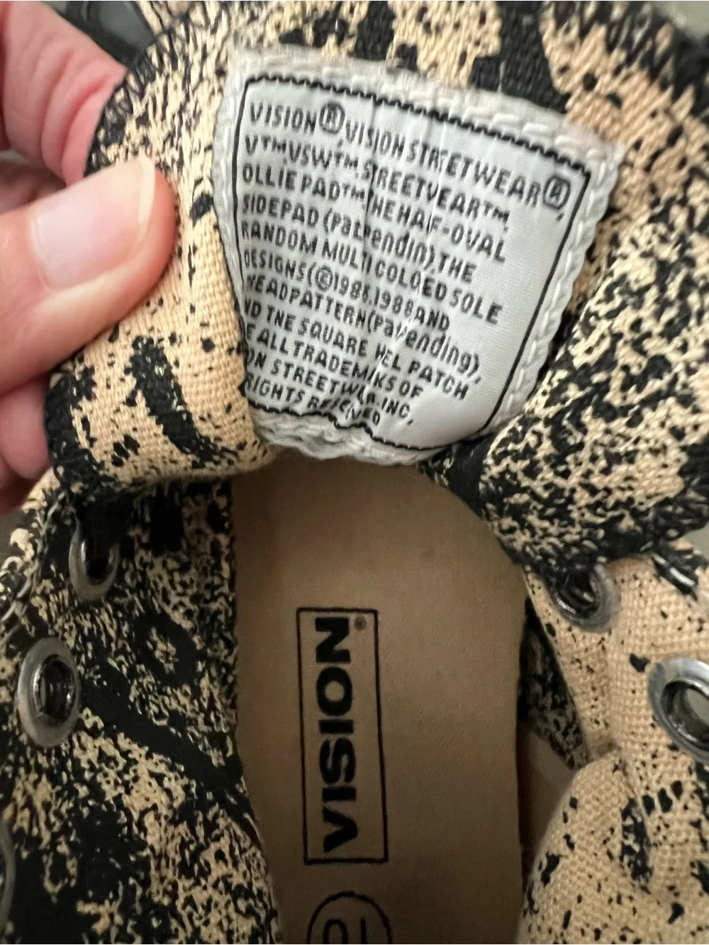 Vision Street Wear Punkskull High-Top Canvas Sneakers 1986 - size 10